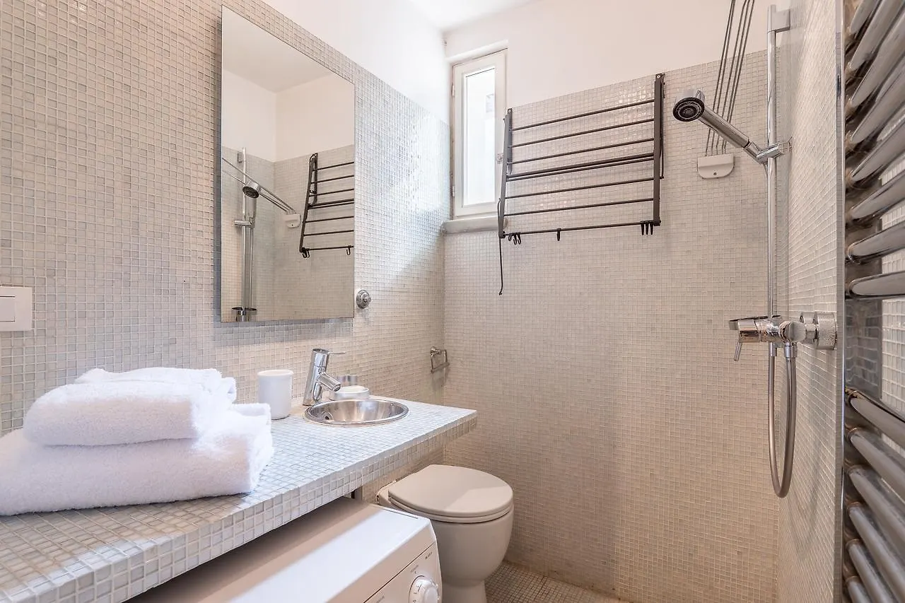 Modern Murate View Florence Apartment
